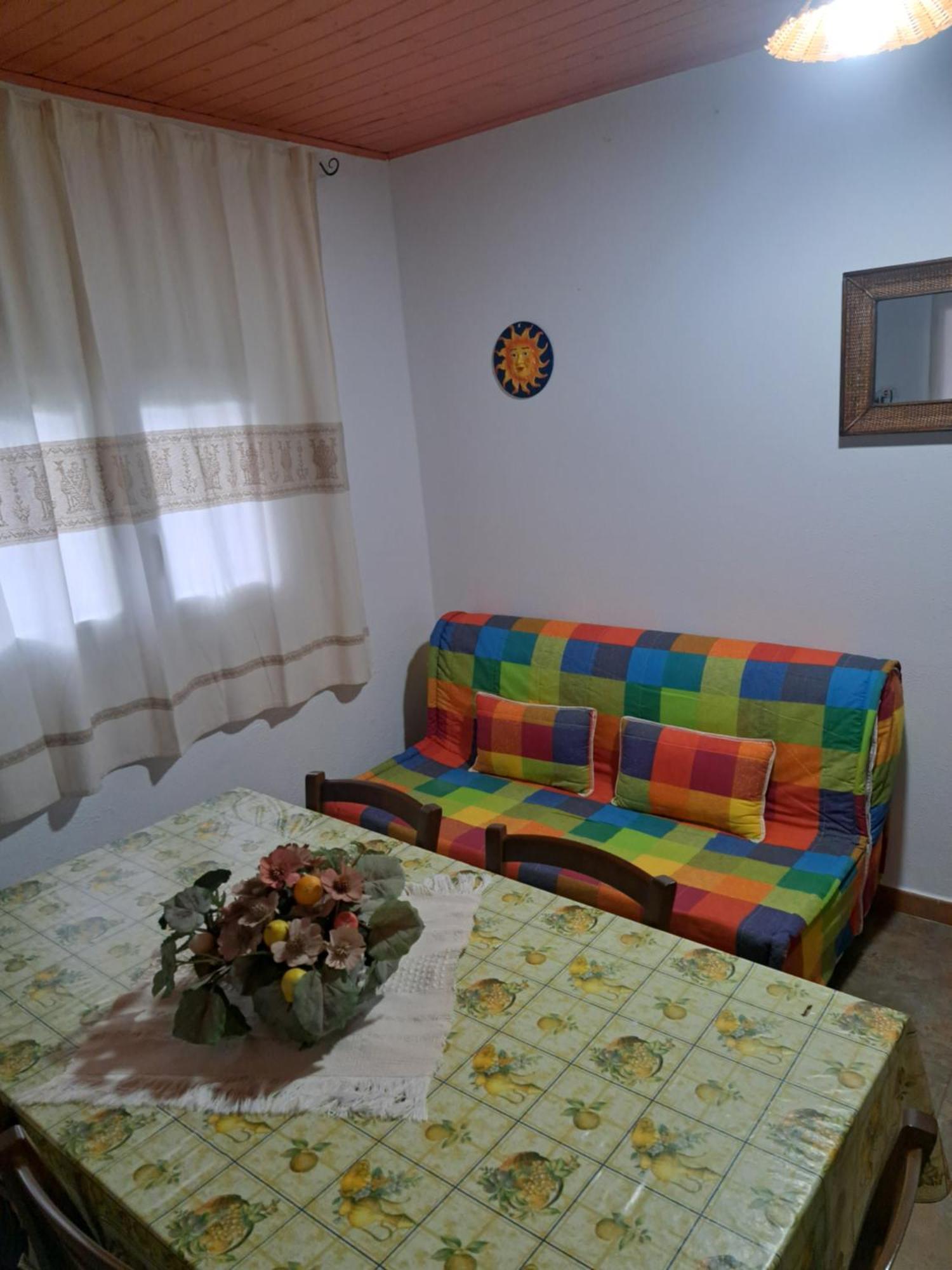 Casa Toloi Appartement Dorgali Buitenkant foto