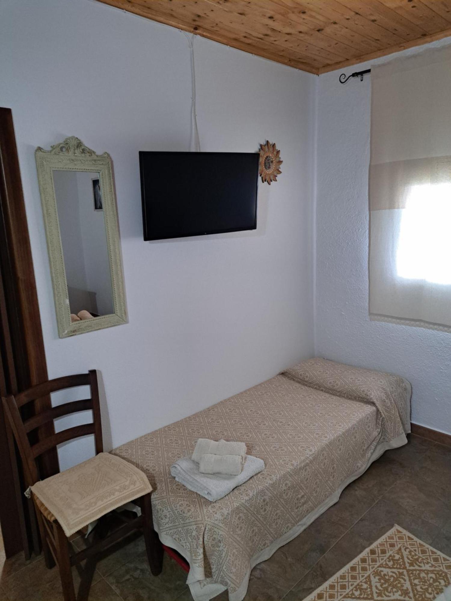 Casa Toloi Appartement Dorgali Buitenkant foto